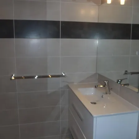 Appt 2 Pces Mez 46m2 + Terrasse 7m2 Ref 4018