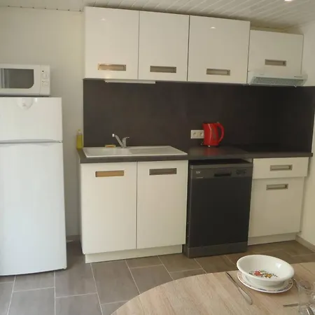 Appt 2 Pces Mez 46m2 + Terrasse 7m2 Ref 4018 Le Castellas